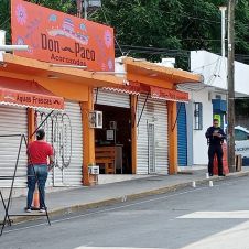 Atacan a balazos a hombre