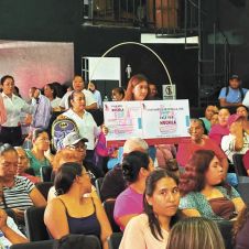 Arranca en Tetecala la entrega de vales de la Feria Escolar 2026