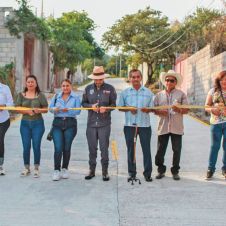Yautepec inaugura pavimentación de cuatro calles en Caudillo del Sur Yautepec inaugura pavimentación de cuatro calles en Caudillo del Sur