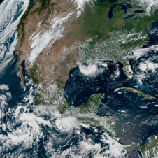 Tormenta tropical Edouard se fortalece en el Golfo de México