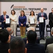 Mes del testamento