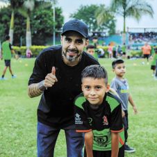 Presentan equipos de la Escuela de Futbol Gallos San Carlos en Yautepec