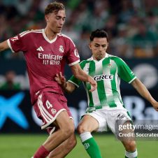 Fidalgo vuelve a LaLiga y Betis derrota 1-0 al Real Madrid