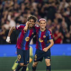 Barcelona aplasta 5-1 al Feyenoord en su debut de Champions League