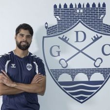Néstor Araujo ficha con el GD Chaves de Portugal tras dejar al América