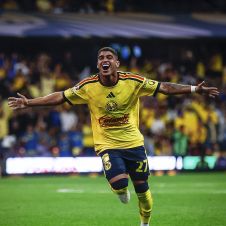 América deja fuera a Ícaro y Zúñiga para registrar refuerzos