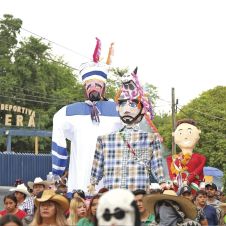 Celebran Tradicional Mojiganga 2026 en Coatetelco