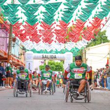 Participan más de 200 corredores en la Carrera Atlética de Xochitepec