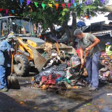Mercado Adolfo López Mateos: limpian escombros tras incendio