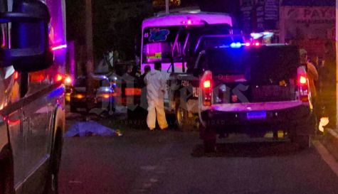 Una mujer falleció al ser atropellada en el centro de Temixco.