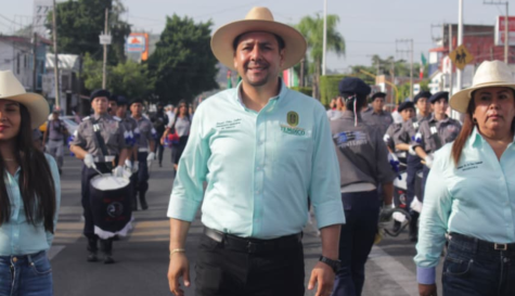 Desfile patrio en Temixco reúne a más de 5 mil personas