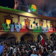 Encabeza alcalde Alan Martínez festejos patrios y desfile en Jojutla