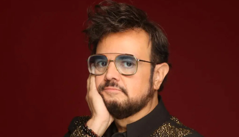 Aleks Syntek regaña a sus fans en concierto del 15 de septiembre