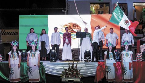 Perseo Quiroz encabeza festejos patrios y desfile en Tepoztlán