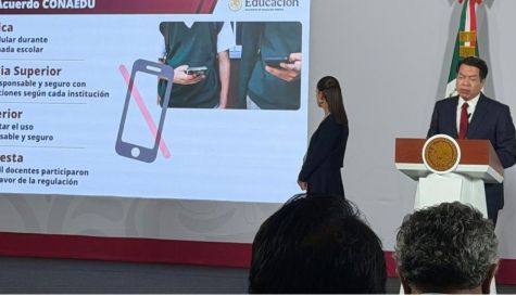 Anuncio celulares en escuelas