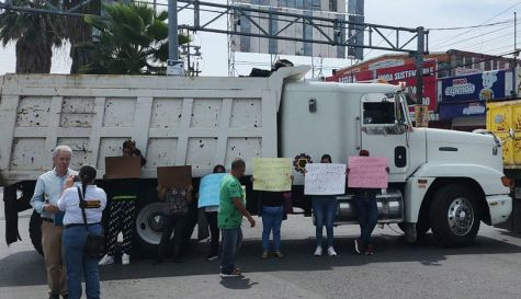 Cierres viales en Cuernavaca hoy: camioneros bloquean IMSS y accesos