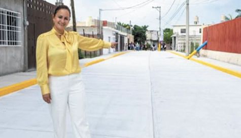 Entregan Pavimentación de la Calle Roble en Puente de Ixtla