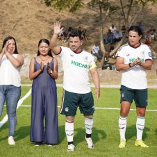 Inauguran Unidad Deportiva La Cruz con pasto sintético en Xochitepec Inauguran Unidad Deportiva La Cruz con pasto sintético en Xochitepec