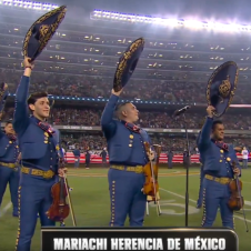 Himno de Estados Unidos en la NFL entonado por mariachis genera polémica