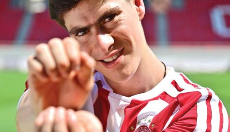 Armando 'Hormiga' González ya es el más caro de Grecia con Olympiacos