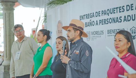 Yautepec entrega apoyos de Baño Seguro a adultos mayores