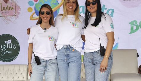 Dona Andy Gordillo esterilizaciones en Planeta PET Cuernavaca