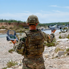 EE. UU. prueba tecnología antidrones en la frontera con México por cárteles