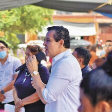 Simpatizantes respaldan a Juan Ángel Flores en proceso interno de Morena