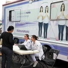 IMSS Morelos acerca mastografías móviles a la Plaza de Armas y clínicas