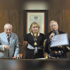Homenajean en CDMX al periodista Pablo Rubén Villalobos por 70 años de trayectoria