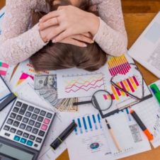 Estres laboral afecta cada vez más