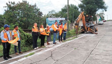 Mazatepec rehabilita red de agua potable en calle Prolongación Panamá