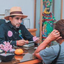 Eder Alonso atiende solicitudes y trámites de ciudadanos en Yautepec Eder Alonso atiende solicitudes y trámites de ciudadanos en Yautepec