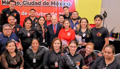 La legisladora Tania Valentina coordinó las mesas de intercambio político con delegaciones de más de 40 naciones.