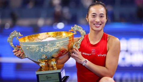 Qinwen Zheng hace historia en Beijing tras superar una lesión de codo