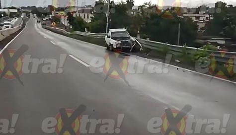Taxi choca en Cuautla
