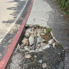 Destrozos en calles de Cuernavaca