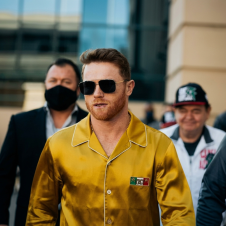 Canelo Álvarez supera a Messi como segundo deportista mejor pagado