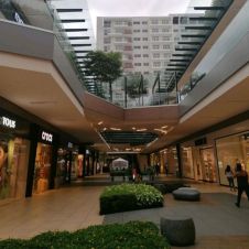 Asalto a mano armada en Plaza Averanda en Cuernavaca Asalto a mano armada en Plaza Averanda en Cuernavaca