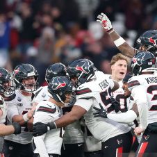 Houston Texans gana partido de la NFL en Londres con patada agónica