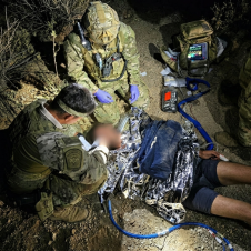 Rescatan en helicóptero a migrante con problemas respiratorios en Arizona