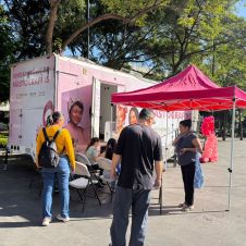 Mastógrafos móviles en el Centro de Cuernavaca ofreciendo estudios gratis
