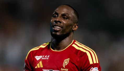 Julián Quiñones marca gol en la derrota de Al-Qadisiya 2-3