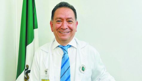 Sidronio Albavera Hernández: Los retos de la medicina en el IMSS