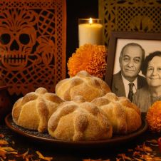 Significado y elementos de la ofrenda de Día de Muertos 2026