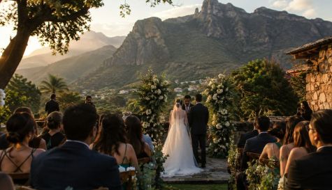 Tepoztlán permite bodas y fiestas hasta la 1:00 AM; restringe música desde las 10 PM