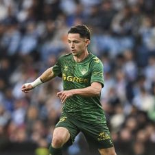 Álvaro Fidalgo con el Real Betis suma minutos en empate ante Celta
