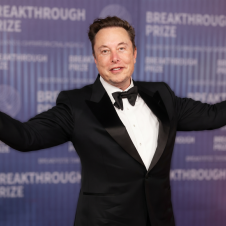 SpaceX acuerda financiación de 40 mil millones de dólares para chips de IA