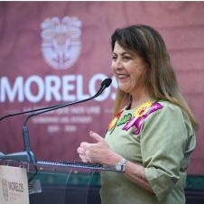 Gobernadora Margarita González Saravia