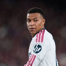 Kylian Mbappé pide disculpas a China tras perder patrocinios